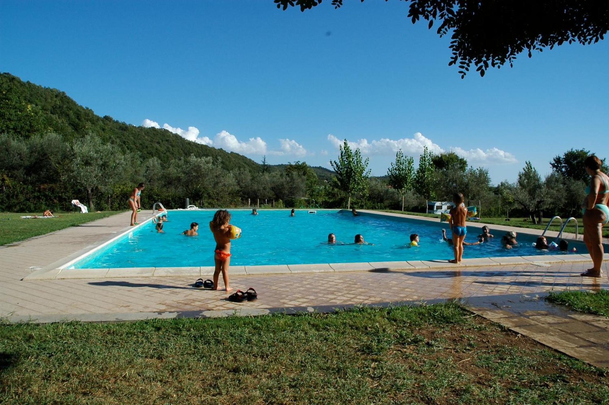 Blu International Camping Bolsena Bagian luar foto